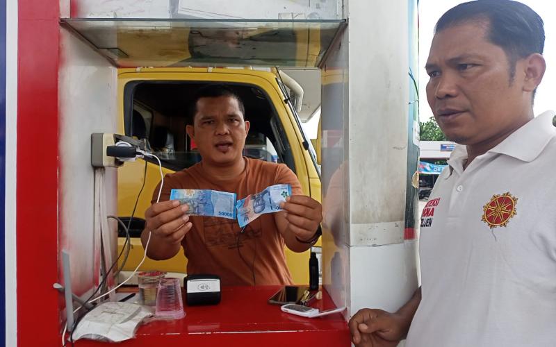 Beredar Uang Palsu di SPBU Manna, Polisi Lakukan Penyelidikan