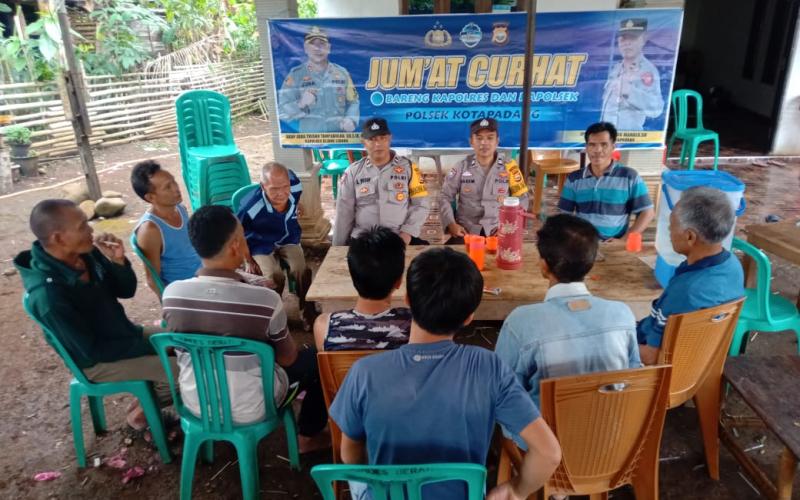 Polsek Kotapadang Gelar Jumat Curhat di Desa Suka Rame 