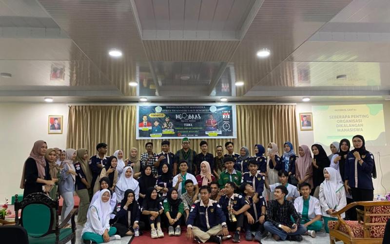 BEM STIKES TMS Adakan Dialog Pentingnya Berorganisasi Dikalangan Mahasiswa