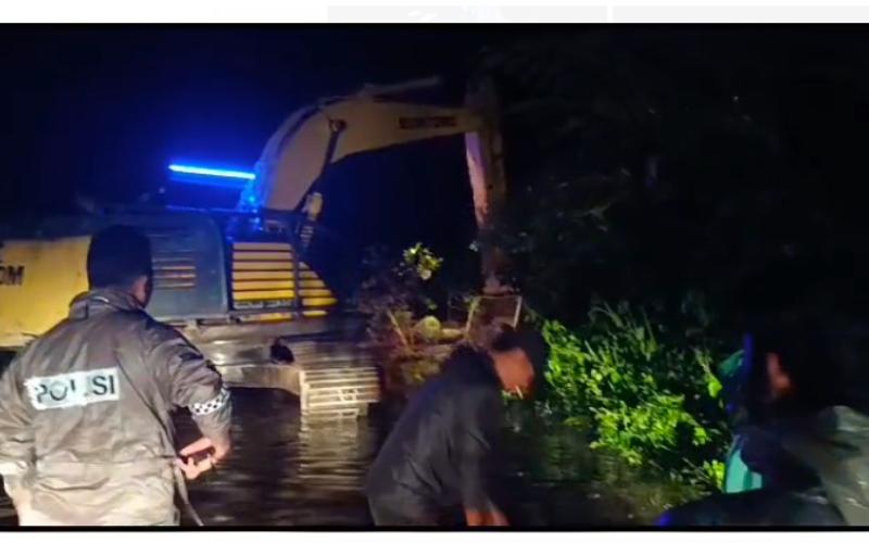 Longsor Tutup Akses Jalan Lebong-Rejang Lebong