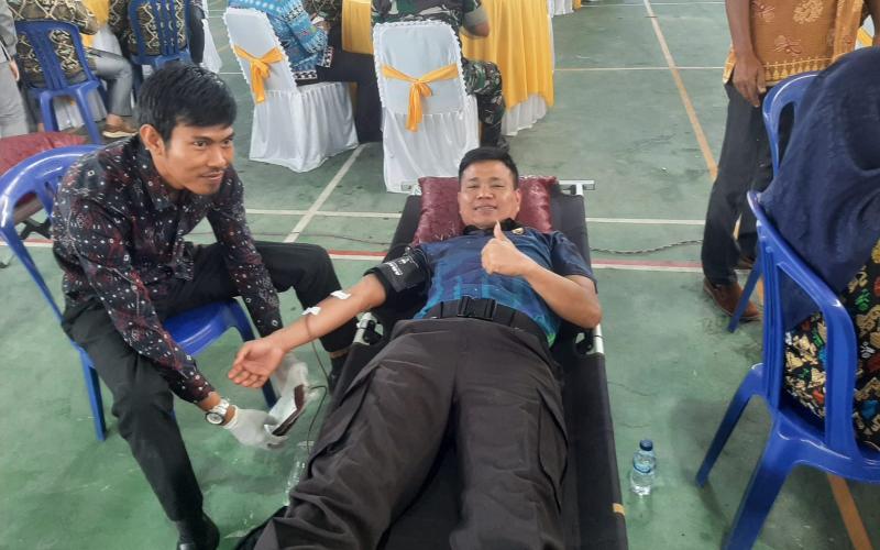 Kapolres Lebong Hadiri Khitanan Massal dan Donor Darah dalam Rangka Hari Bhakti Adhyaksa ke-63