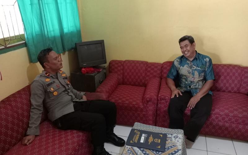Kapolsek Batiknau Kunjungi Sekolah Sosialisasikan Bahaya Narkoba