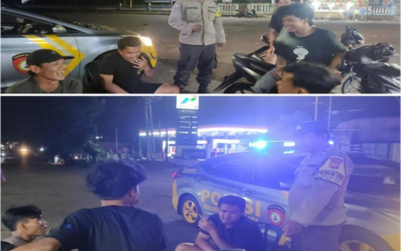 Patroli Malam Hari, Polsek Teluk Segara Berikan Imbaun Secara Humanis Kepada Masyarakat