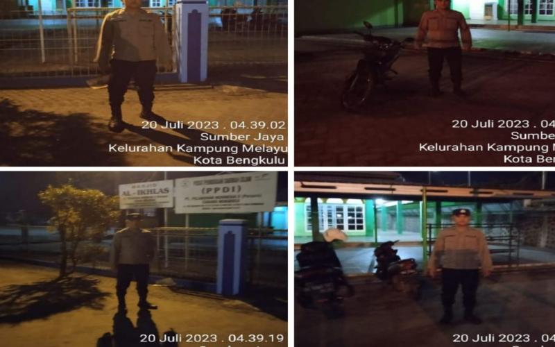 Berikan Rasa Aman, Polsek KSKP Pulau Baai Lakukan Pengamanan Salat Subuh