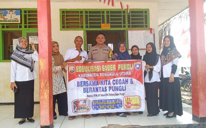 Polsek Batiknau Gencar Laksanakan Sosialisasi Saber Pungli
