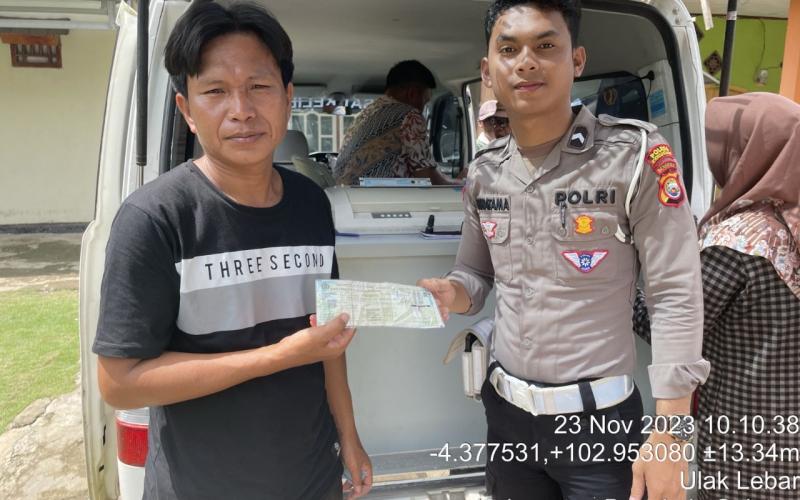 Sat Lantas Polres BS,  Gelar Operasi Kepatuhan di Simpang Rukis Manna Bengkulu Selatan