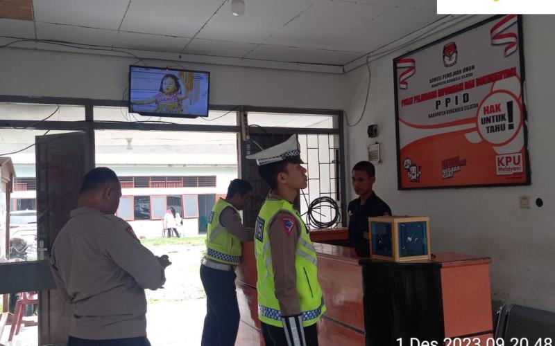 Patroli dan Tur Lalin Sat Lantas Ke Lokasi Keramaian dan Seputaran Gudang Logistik KPU, Kantor KPU Serta Bawaslu