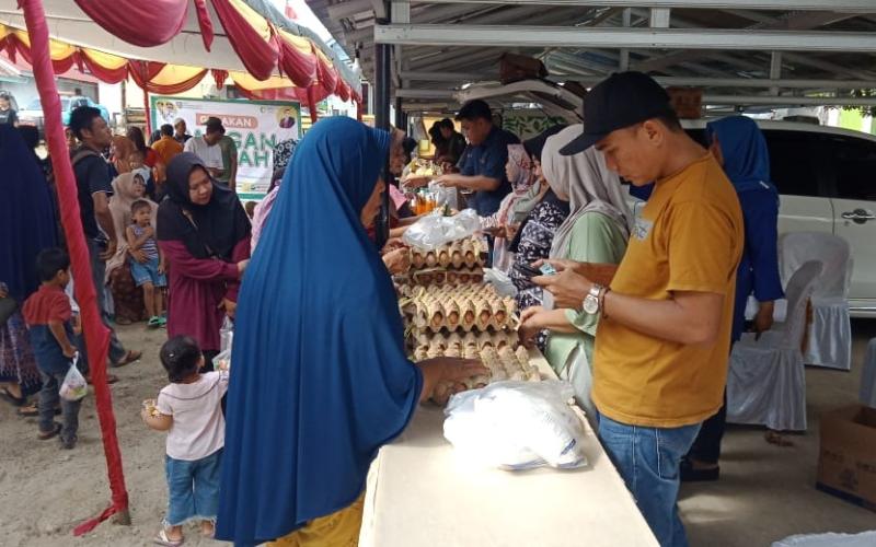 Pantau Giat Masyarakat, Polsek Mukomuko Selatan Monitoring Pasar Murah 