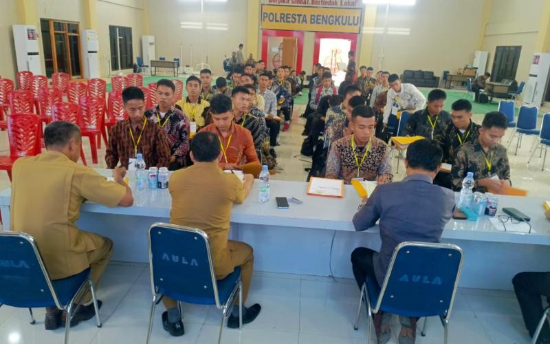 Penerimaan Polri, Polresta Bengkulu Laksankan Pemiriksaan Administrasi Awal 
