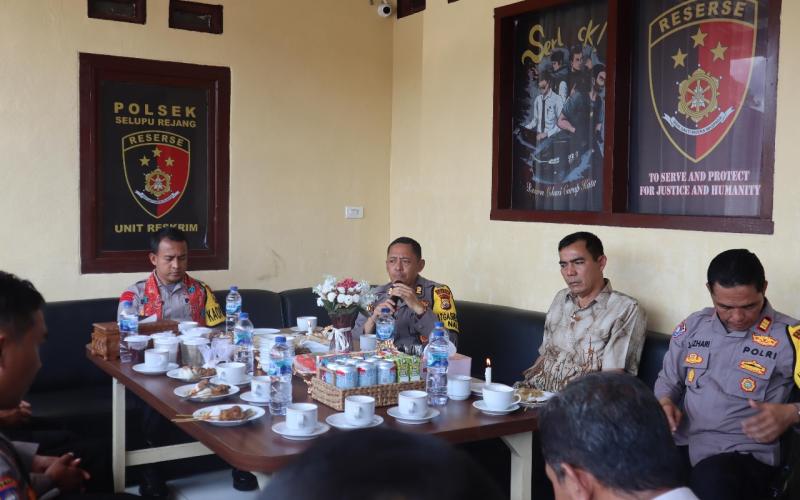 Kapolres Rejang Lebong Gelar Rapat Koordinasi Kunjungan Kerja di Polsek Selupu Rejang