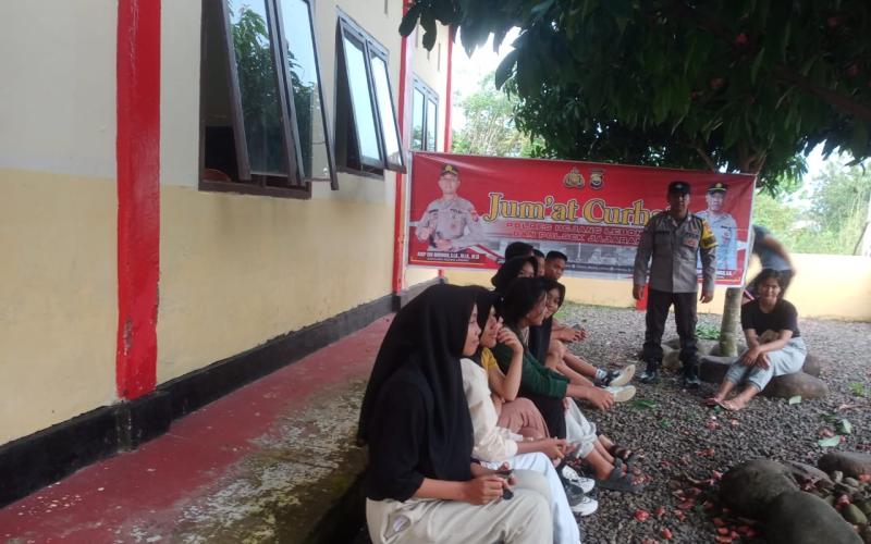 Polsek Kotapadang Gelar Jumat Curhat Bersama Komunitas Remaja