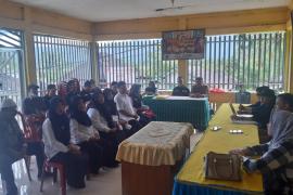 Bhabinkamtibmas Polsek Lebong Utara Hadiri Rapat Pleno Terbuka Rekapitulasi DPHP di Desa Tunggang