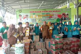 Polsek Pino Raya Berikan Pengaman dan Monitoring Gerakan Pangan Murah ERA GRO 