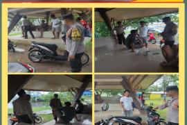 Patroli Sore Hari, Polsek Teluk Segara Beri Imbauan Kamtibmas kepada Petugas Parkir Taman Kota Tuo