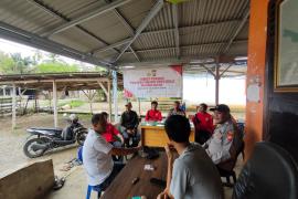 Polsek Padang Guci Gelar Jumat Curhat di Desa Tanjung Bunian 