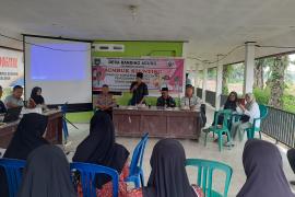 Bhabinkamtibmas Hadir Dalam Rembuk Penanganan Stunting Desa Banding Agung Kecamatan Seginim 