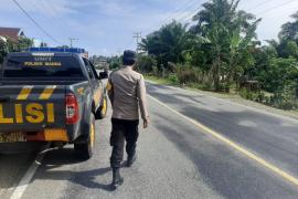 Patroli, Polsek Manna Laksanakan Pemantauan Kegiatan Masyarakat dan Sampaikan Imbauan Kamtibmas