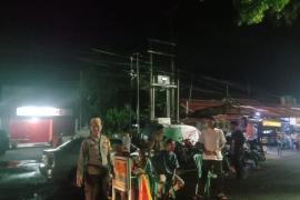 Bhabinkamtibmas Polsek Gading Cempaka Hadiri Takziah Wa Tahlia Warga Binaannya