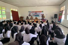 Kapolsek Kedurang Berikan Penyuluhan Tertib Lalu Lintas dan Kenakalan Remaja di SMA Negeri 08 BS