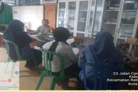 Bhabinkamtibmas Polsek Ratu Samban Patroli Sambang di Kantor Lurah Kebun Geran