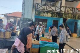 Patroli Sambang ke TPI Pasar Bawah, Satpolairud Polres Bengkulu Selatan Sampaikan Imbauan Kamtibmas
