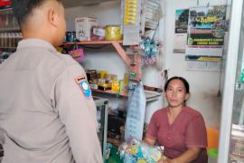 Bhabinkamtibmas Polsek Pino Raya, Sambang Pedagang dan Monitoring Perkembangan Stok dan Harga Gas Elpiji
