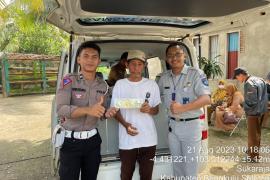 Berikan Pelayanan yang Optimal, Samsat Keliling Layani Warga Kecamatan Seginim