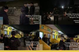 Patroli Malam, Sat Samapata Polresta Bengkulu Sambangi Masyarakat yang Duduk Ditepi Pantai dan Sampaikan Imbauan Kamtibmas
