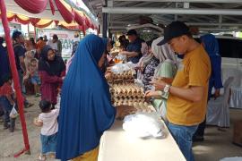 Pantau Giat Masyarakat, Polsek Mukomuko Selatan Monitoring Pasar Murah 