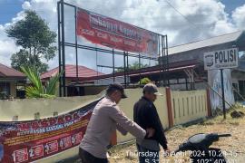 Cegah Kejahatan, Polsek Sindang Kelingi Gelar Razia Senjata Tajam