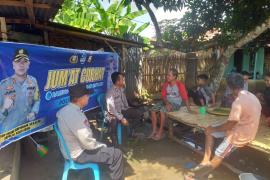 Jumat Curhat, Polsek Kotapadang di Kelurahan Bedeng 