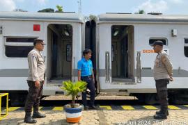 Bhabinkamtibmas Polsek Kotapadang Sambang Kamtibmas ke Stasiun 