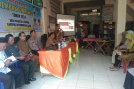 Bina Hubungan Kerja, Polsek Manna Hadiri Rapat Kerja Mini Lokakarya Pengendalian Stunting dan Rumah Sehat di Desa Jeranglah Tinggi
