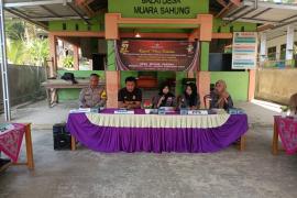 Polsek Muara Sahung Monitoring Rapat Pleno Terbuka Rekapitulasi DPSHP Pemilihan Gubernur dan Wakil Gubernur, Bupati dan Wakil Bupati 