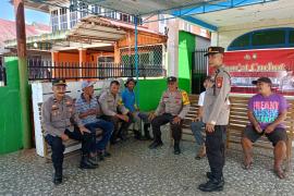 Bhabinkamtibmas Jumat Curhat Bersama Warga Padang Ulak Tanding, Sampaikan Pesan Kamtibmas 