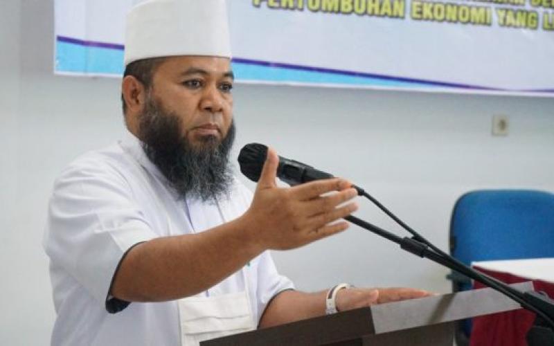 Wali Kota Helmi Hasan