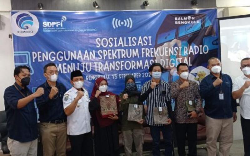 Ini Pesan Wawali Dedy dan Kepala Balmon Mengenai Penggunaan Spektrum Frekuensi Radio