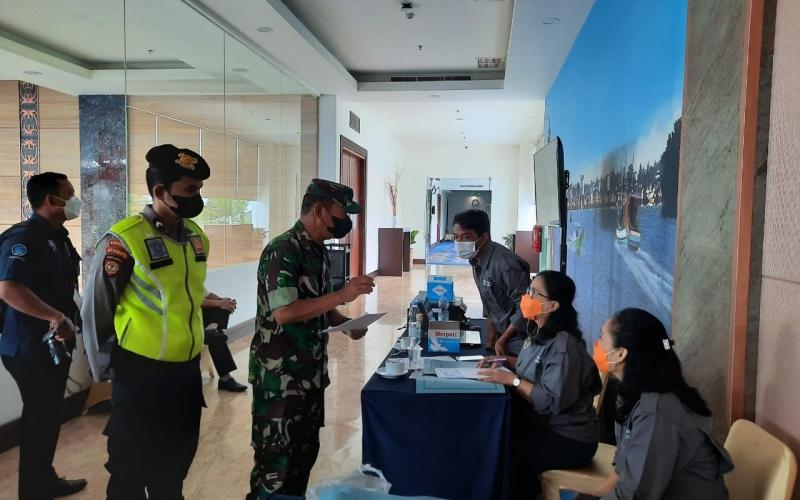 Kodim Palangka Raya Bersama Satgas Gabungan Covid 19 Sosialisasikan Inmendagri Nomor 62 Tahun 2021