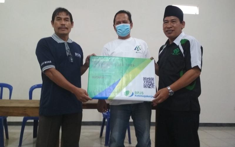 Gandeng BP Jamsostek, LazisNU Ranting Desa Jaten Buka Layanan Asuransi Mandiri Bagi Jamaah Dan Warga Umum