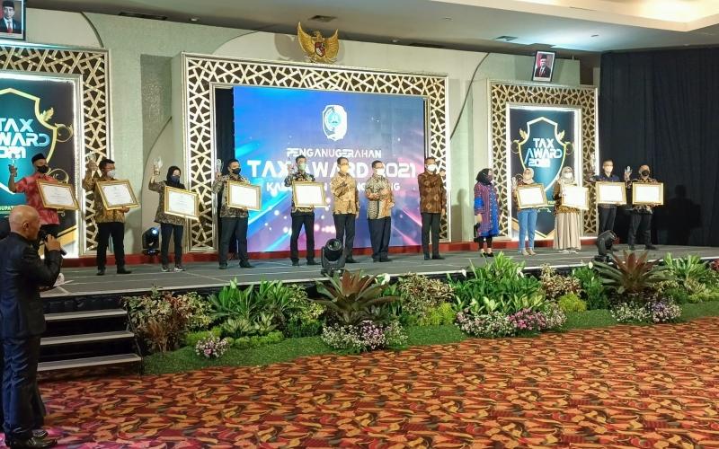 Bapenda Kabupaten Tulungagung Adakan Penganugerahan Tax Award Yang Pertama di Tahun 2021 