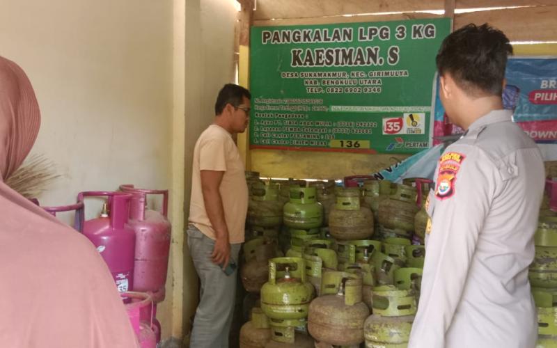 Polsek Giri Mulya Lakukan Pengecekan Antisipasi Penimbunan Gas Elpiji Saat Bulan Ramadan