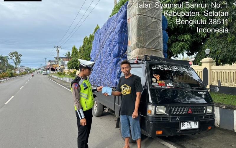 Gelar Razia  ODOL, Satlantas Polres Bengkulu Selatan Berhasil Tindak Pelanggar