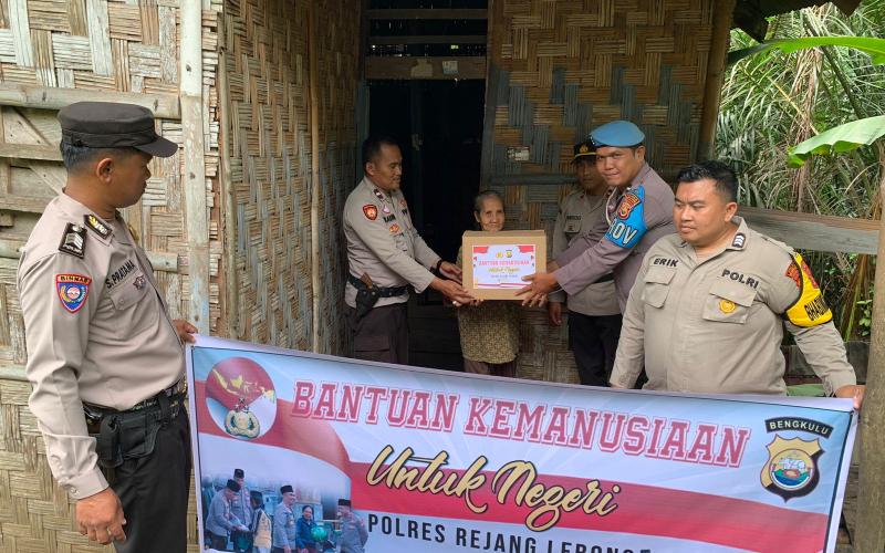 Lagi, 25 Paket Bansos Dibagikan Polres Rejang Lebong Kepada Warga yang Membutuhkan