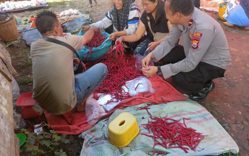 Kapolsek Semidang Alas Laksanakan Pengecekan Pasar Mingguan di Kelurahan Pajar Bulan 