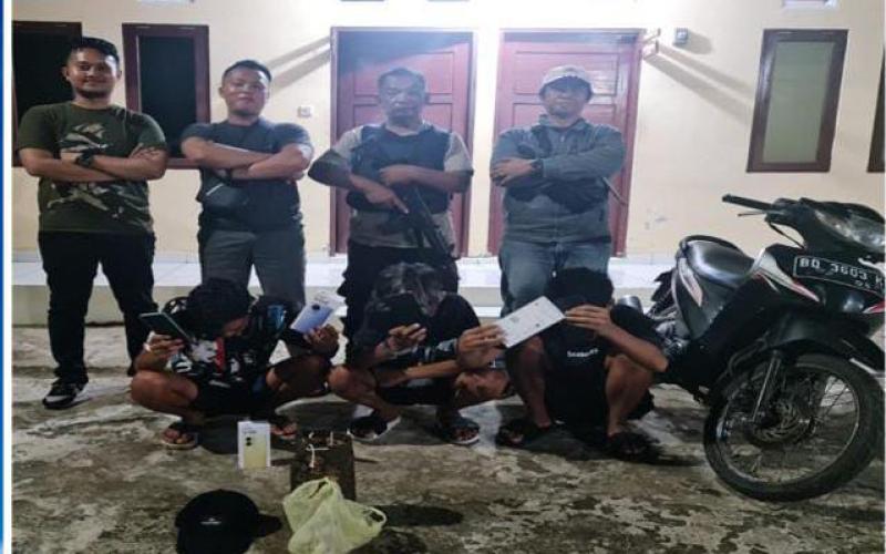 Bobol Toko M98 Shop, 3 Pria ini Dibekuk Polsek Muara Bangkahulu