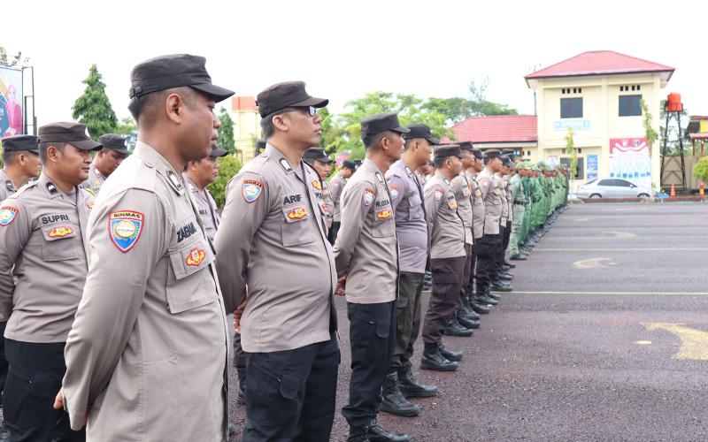 Meningkatkan Harkamtibmas Menjelang Pemilu Serentak Tahun 2024, Polres Kaur Apel Serentak Kasatkamling dan Linmas Se Kabupaten Kaur