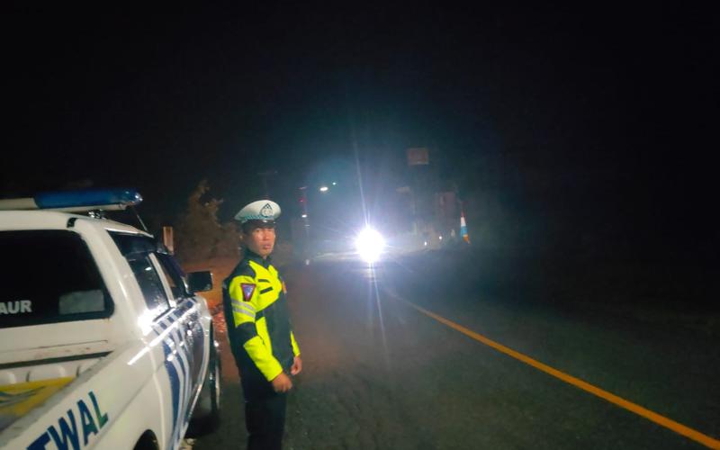Polres Kaur Patroli Blue Light di jalan Lintas Sumatera