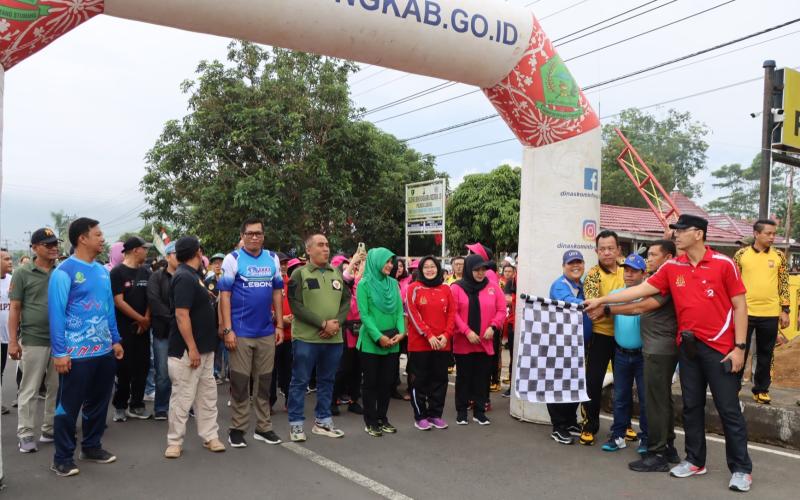 Jalan Santai dan Aneka Kegiatan Sambut Hari Bhayangkara Ke-77 