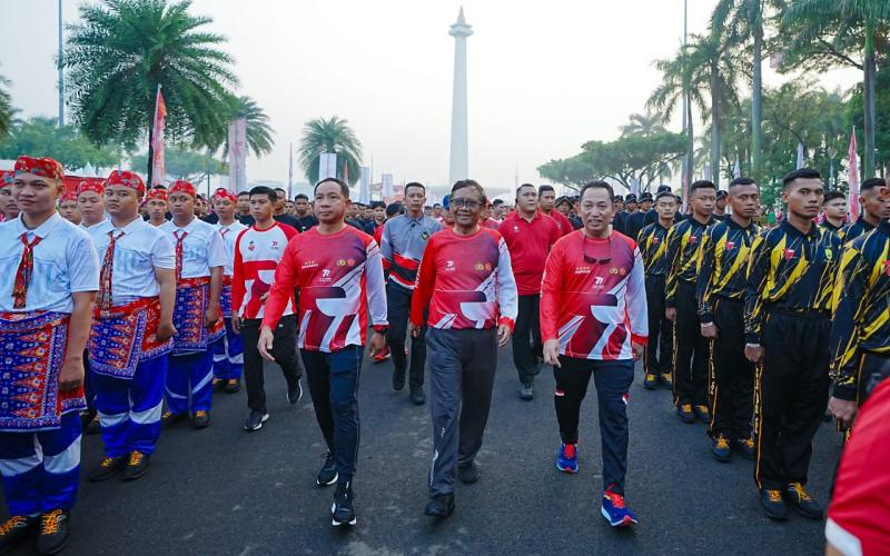 Fun Walk dengan Lintas Elemen, Kapolri Gaungkan Jaga Persatuan-Kesatuan Bangsa
