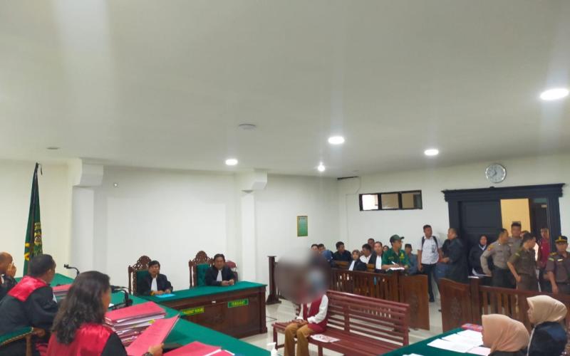Selebgram Milen Divonis 1 Tahun 2 Bulan Penjara Juga di Denda 10 Juta Rupiah